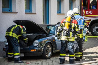 Korb: Fahrzeugbrand an der Volksbank